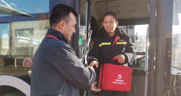 暖心！科洛助力新疆各市努力實現公交車輛急救包全覆蓋